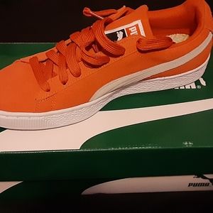 Puma sneakers